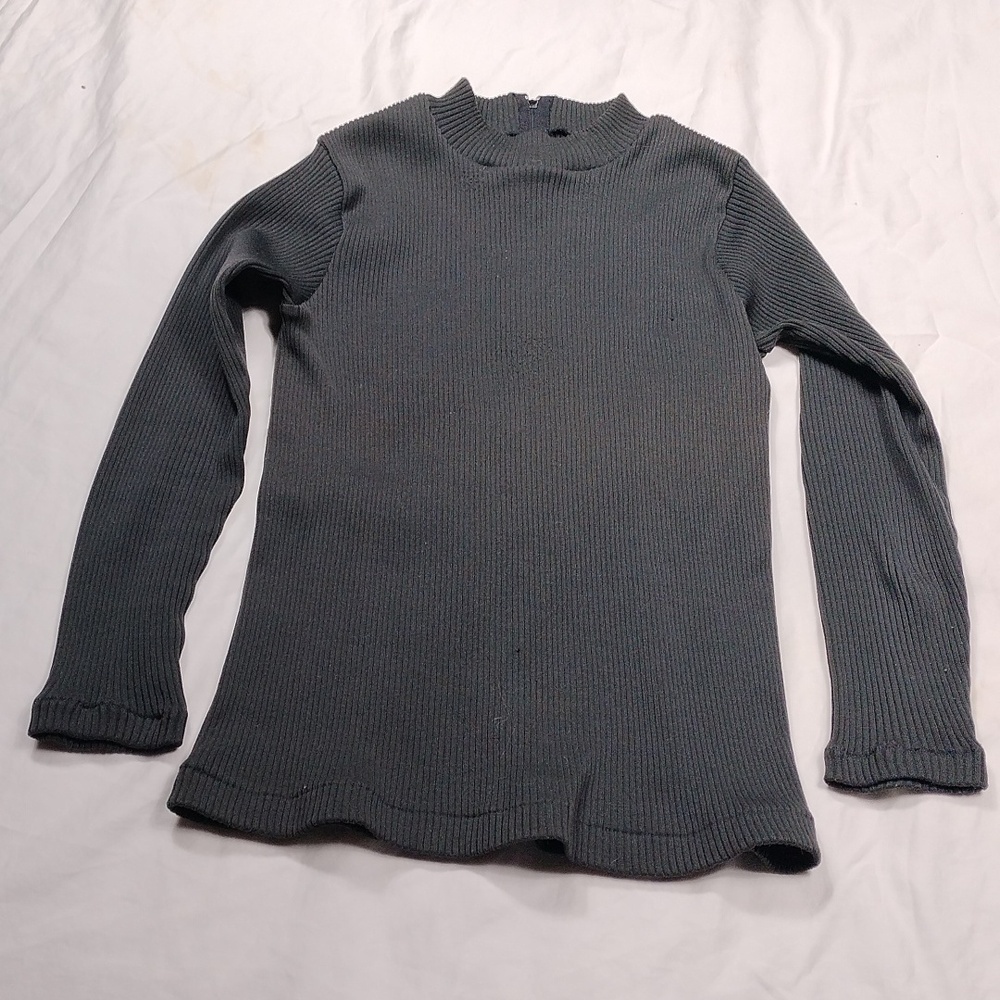 Vintage Ms. sport women's long sleeved turtleneck sweater size Medium